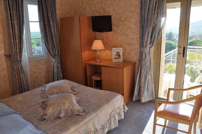 Logis Le Relais Imperial Saint-Vallier-de-Thiey Exterior foto